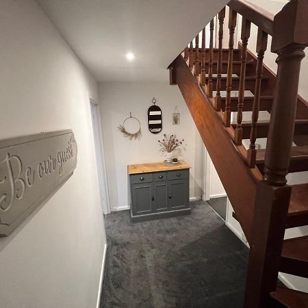 House Sleeps 8. 2Bedrooms & Sofa Beds In Sitting Room Bath Eksteriør bilde