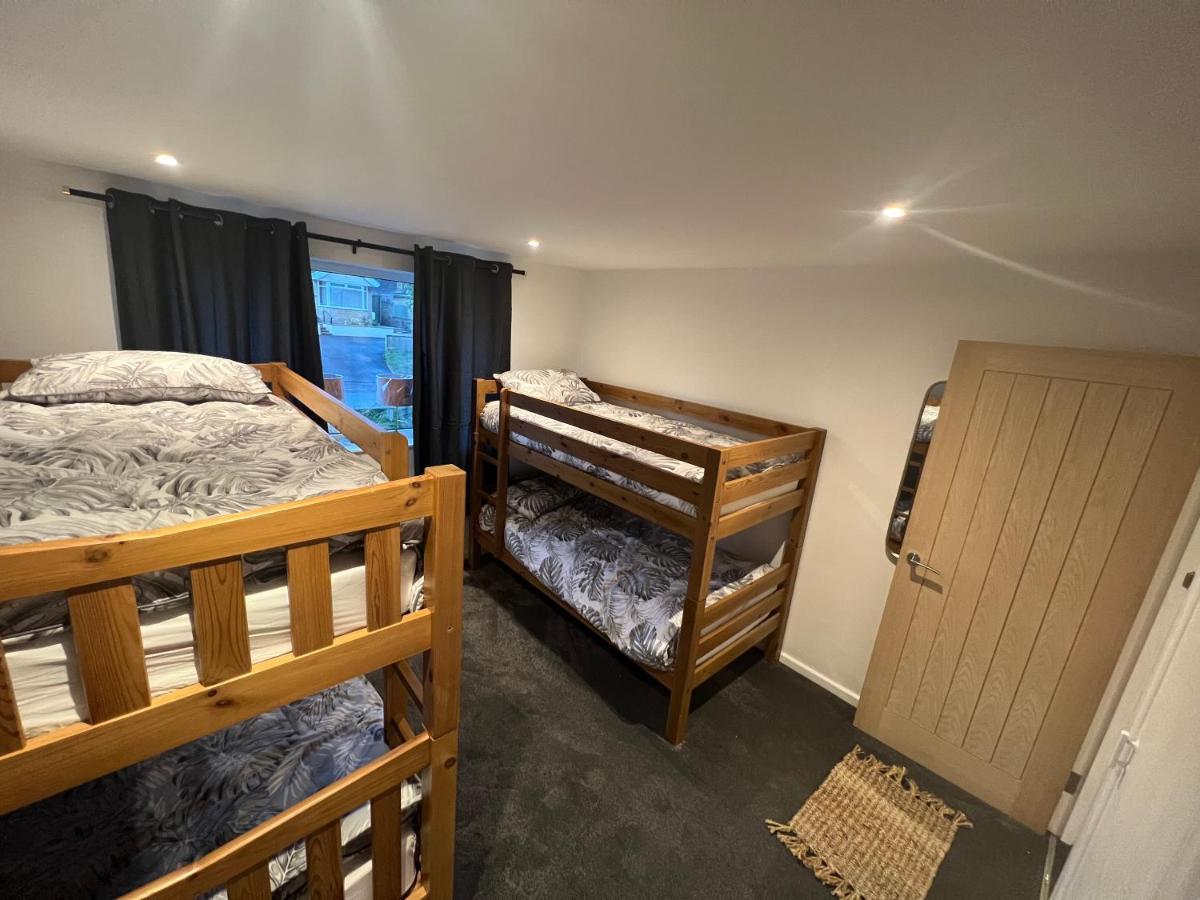 House Sleeps 8. 2Bedrooms & Sofa Beds In Sitting Room Bath Eksteriør bilde