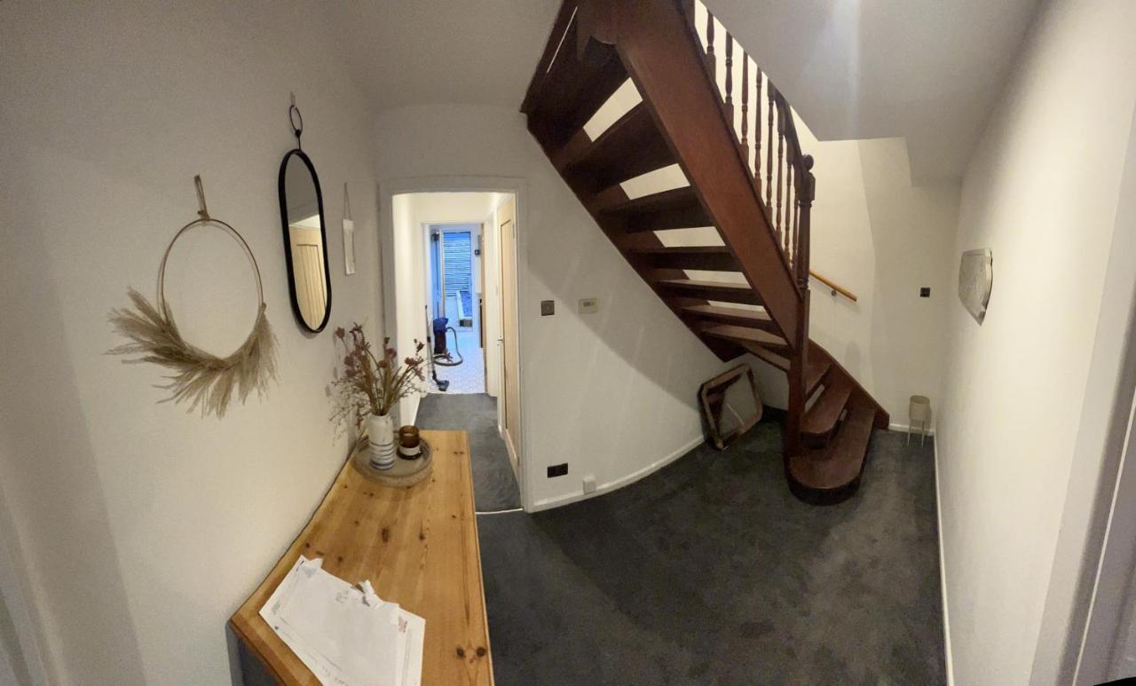House Sleeps 8. 2Bedrooms & Sofa Beds In Sitting Room Bath Eksteriør bilde